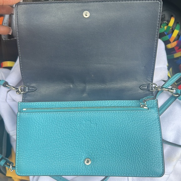 Coach body purse - Picture 3 of 5